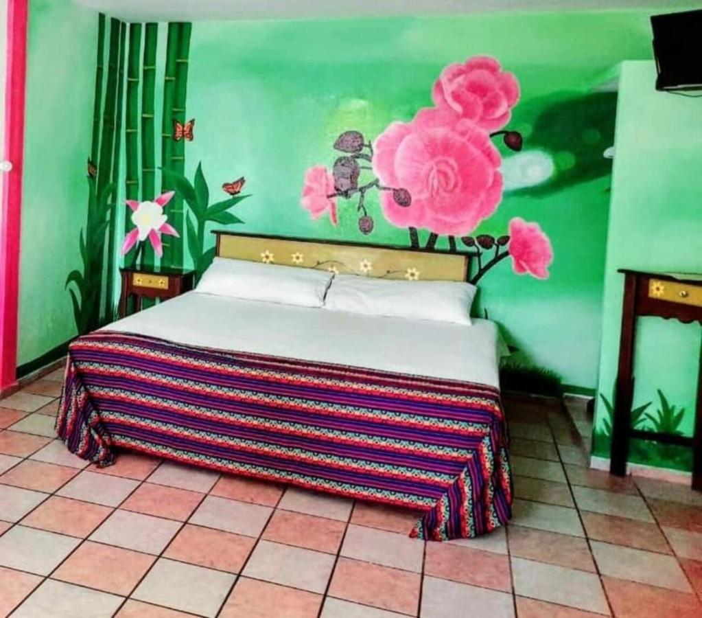 Hotel Esmeralda Tampico Buitenkant foto